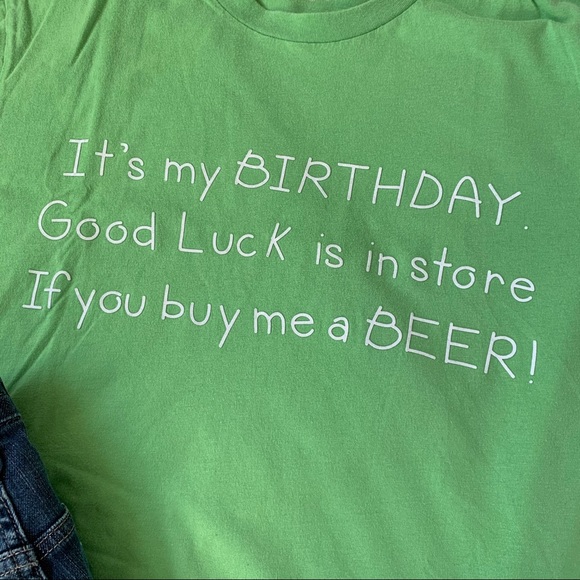 GAP It’s My Birthday Buy Me A Beer T-Shirt Medium - Picture 4 of 8
